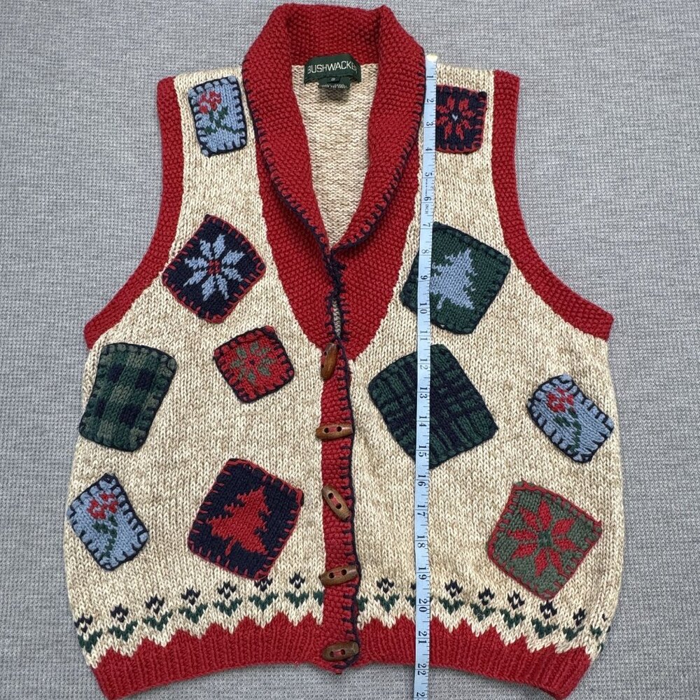 Vtg Bushwacker Womens Small Patchwork Holiday Sweater Vest Red Beige Button Knit - Picture 12 of 15
